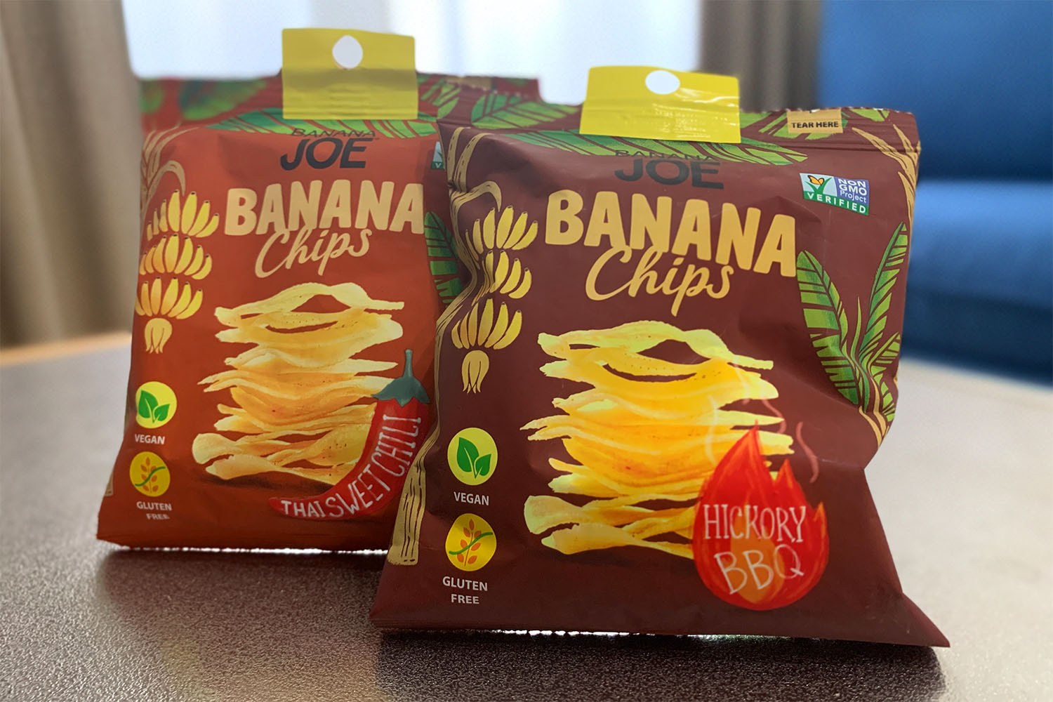 ダイソーにちょっと変わったタイのお菓子「バナナジョーチップス」可愛いパッケージに惹かれて。